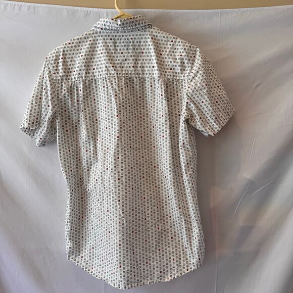 Solo cup short sleeved button down retrofit size men’s small shirt amazing !! - Picture 4 of 4